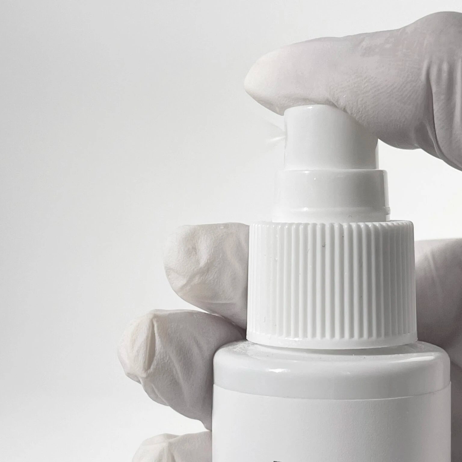 NAILSOFTHEDAY Aceite Molecular — para pulir la piel (bifásico), 50 ml