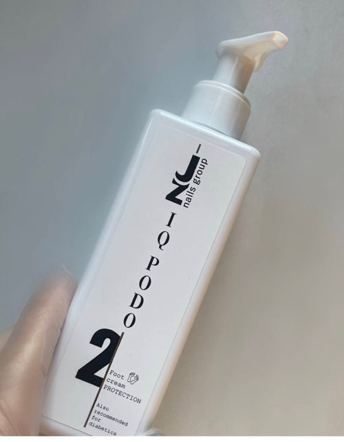 Crema nutritiva con urea al 5% (Paso 2) – 200 ml.